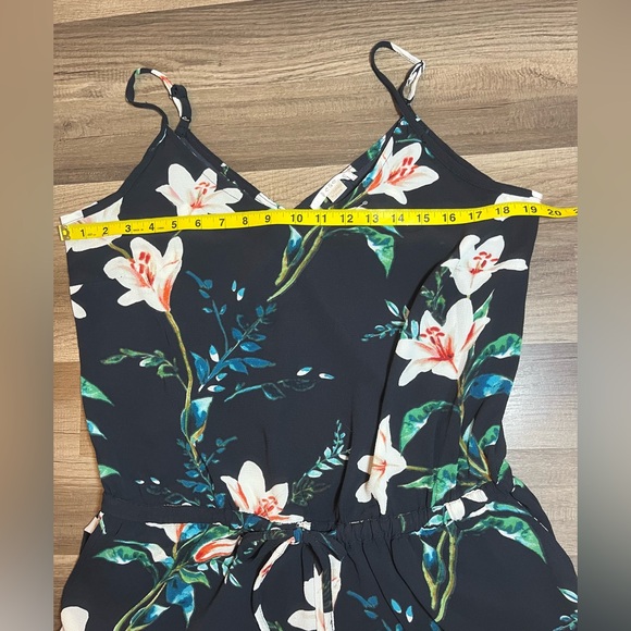 NWT C&E Los Angeles Tiger Lily Romper SZ M - Picture 5 of 13